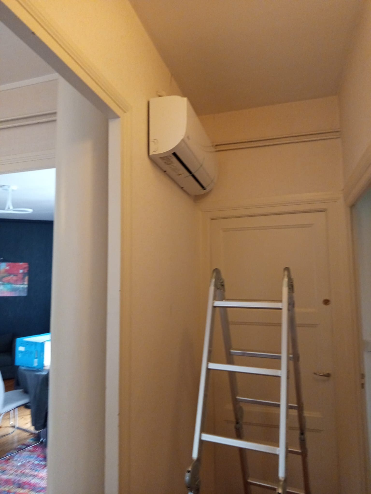 Installation de climatiseur split dans un appartement à Vichy